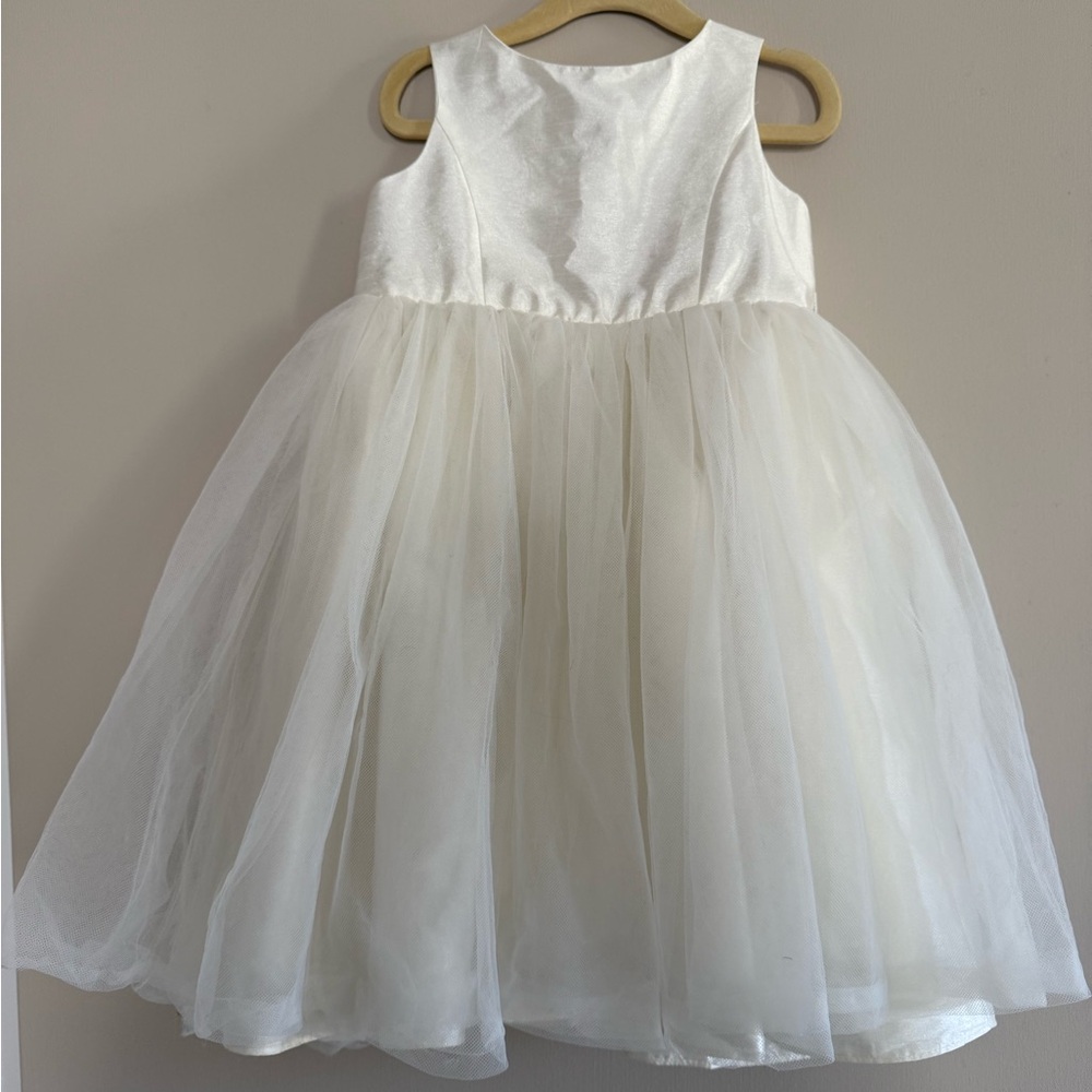 David’s Bridal Flower girl dress size 4